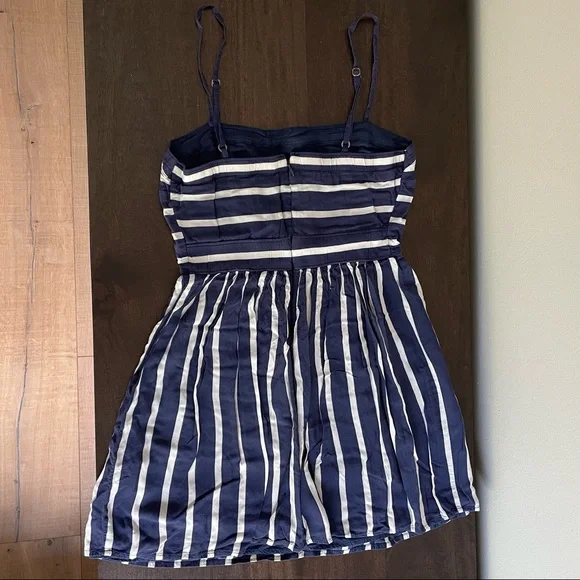 A&F Sleeveless A-line Navy Blue & White Striped Dress with Adjustable Straps - Picture 2 of 5